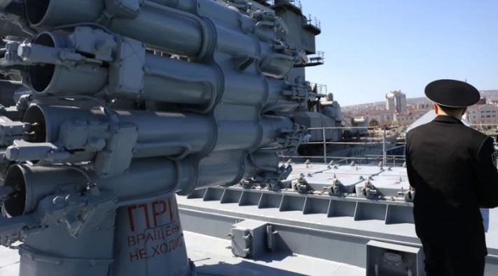 Tomahawk dễ bị đánh chặn hơn Kalibr?