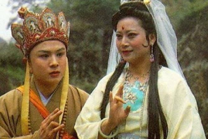 Trong Tây Du Ký, Đường Tăng sau khi thành Phật sao lại xếp trước Quan Âm Bồ Tát? Vậy ai là người đứng trước Như Lai?