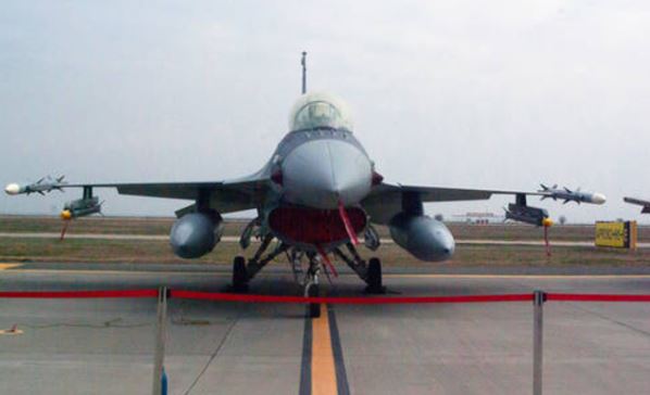 Ukraine nhận tiêm kích F-16 'trong vài tuần tới'