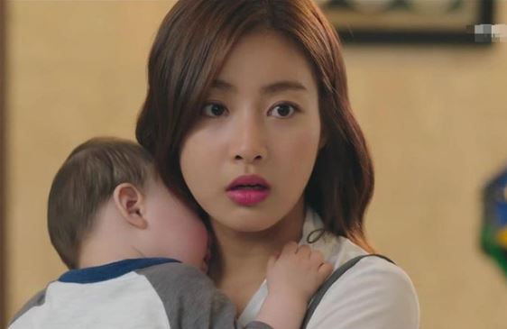 Mẹ chồng gọi điện báo xuống chơi một tuần khiến nàng dâu lo "sốt vó" nhưng món quà bà mang theo mới khiến cô "kinh hồn bạt vía"