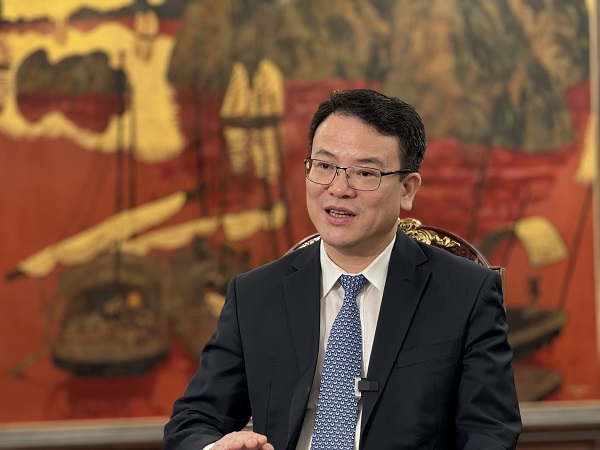 Quyết liệt thúc đẩy giải ngân vốn đầu tư công