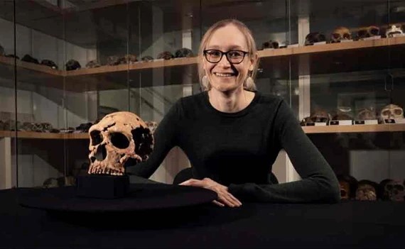 Tái tạo dung nhan người khác loài 75.000 năm tuổi: Kết quả sốc!