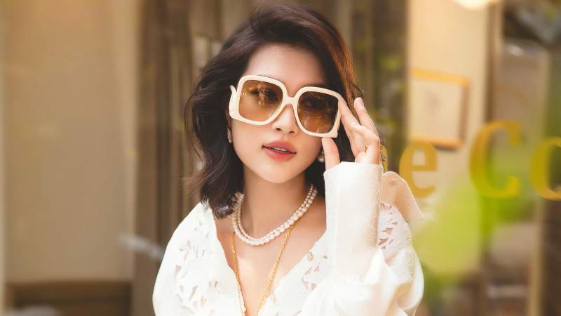 Hoa hậu Thiên Ân hoá “tiểu thư tài phiệt”