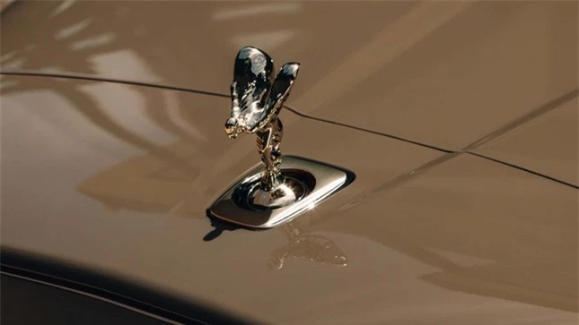 Rolls-Royce Cullinan thế hệ mới lộ diện ảnh 15