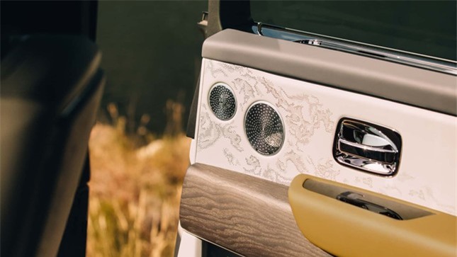 Rolls-Royce Cullinan thế hệ mới lộ diện ảnh 21