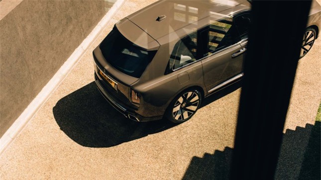 Rolls-Royce Cullinan thế hệ mới lộ diện ảnh 25