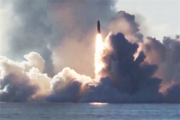 Tên lửa đạn đạo xuyên lục địa Bulava của Nga là vũ khí rất lợi hại. Tên lửa đạn đạo xuyên lục địa Bulava của Nga là vũ khí rất lợi hại.