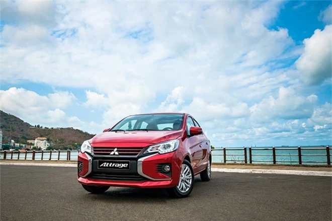 Sedan cỡ B rẻ nhất Việt Nam giảm giá cực sâu, tuyên chiến Honda City, Hyundai Accent và Toyota Vios ảnh 2