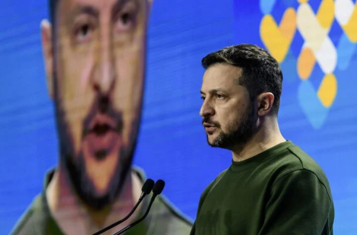 Tổng thống Zelensky nói Ukraine thất bại ở Kharkov là vì phương Tây