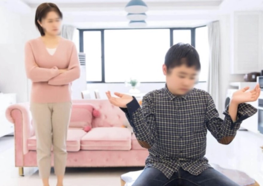 Tôi chỉ nói một câu khuyên bảo nhẹ nhàng, con trai nhịn ăn 4 ngày liền nhưng lời xin lỗi muộn màng của tôi đã cứu mạng con