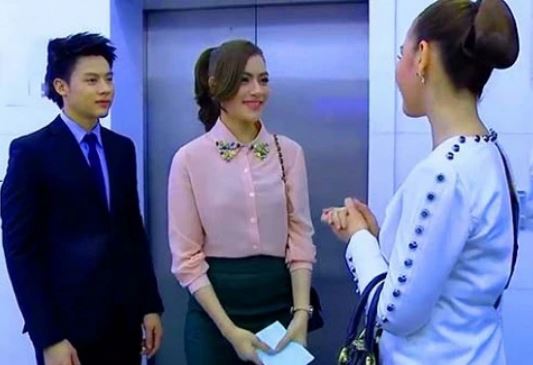 Khi anh trai tuyên bố cưới người bạn thân của tôi, tôi liên tục tìm cách phản đối nhưng lại không dám nói ra bí mật của cô ấy