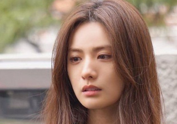 Chê tôi xấu xí nên chồng cũ bỏ đi ngay trong đêm tân hôn, 6 năm sau anh mang 2 đứa bé tới đòi hỏi chuyện không tưởng