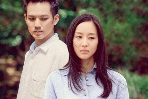 Biết tôi đang cần tiền gấp, chồng cũ đồng ý cho vay với một điều kiện mà nghe xong, tôi bần thần héo rũ hết cả người