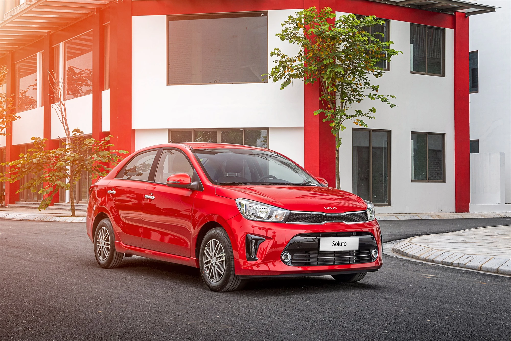 Kia Soluto - Sedan hạng B đáng cân nhắc dành cho khách hàng mua xe lần đầu- Ảnh 1.