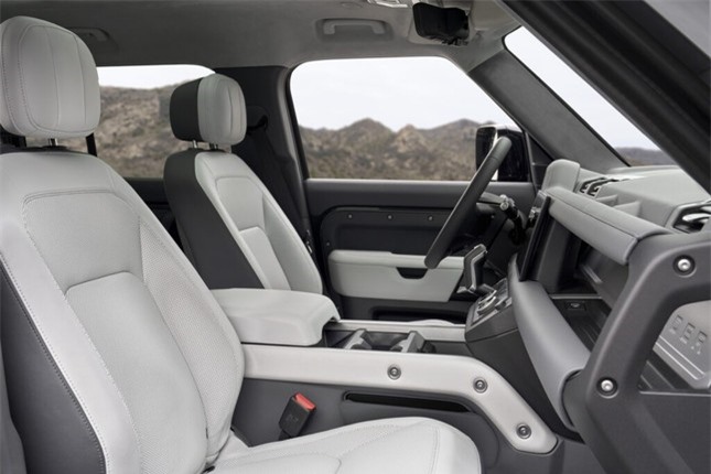Land Rover Defender thế hệ tiếp theo trình làng với động cơ mới ảnh 5