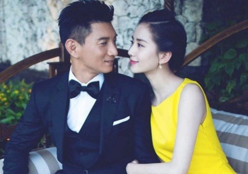 Lương Sơn Bá giàu nhất showbiz: U60 phong độ, làm tỷ phú sau 1 đêm, vợ là ngọc nữ