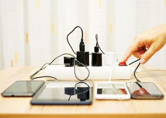 8 thiết bị ngốn điện theo cách mà bạn không thể tưởng tượng, EVN gợi ý mẹo nhỏ để giảm hóa đơn điện mùa nắng nóng