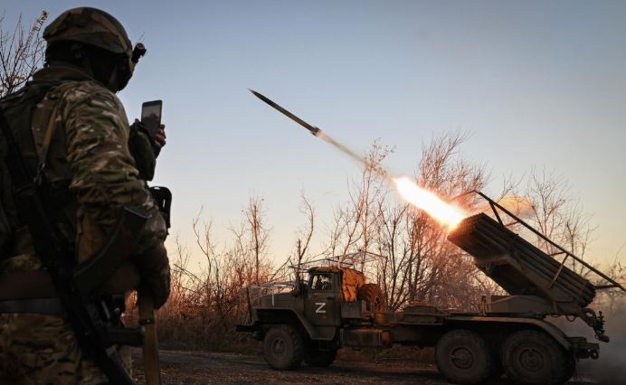 Ukraine bí mật triển khai tuyến phòng thủ trước đợt tấn công vào Kharkov của Nga