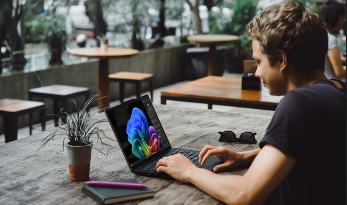 Lenovo ra mắt máy tính mới tối ưu với công nghệ AI