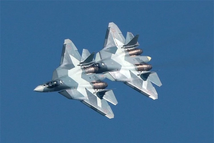 Triển khai Su-57 diện rộng sẵn sàng đấu F-16 Ukraine