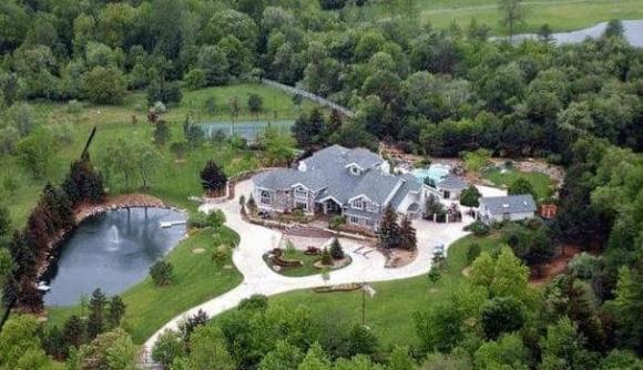 Những ngôi nhà của giới 'giàu có' ở châu Phi như thế nào? Sau khi bước vào và tham quan, khung cảnh trước mắt bạn thật tuyệt vời!