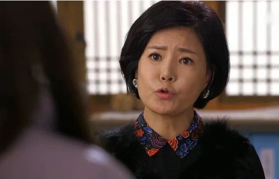 Về ra mắt bị mẹ bạn trai chê bai "tướng sát phu", không biết làm ăn gì, cô gái nói một lời khiến bà bẽ mặt