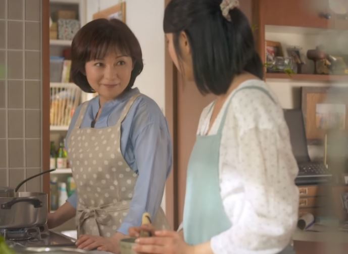 Cho rằng mẹ chồng không thương mình, ngày ở cữ nghe bà tâm sự mà chảy nước mắt