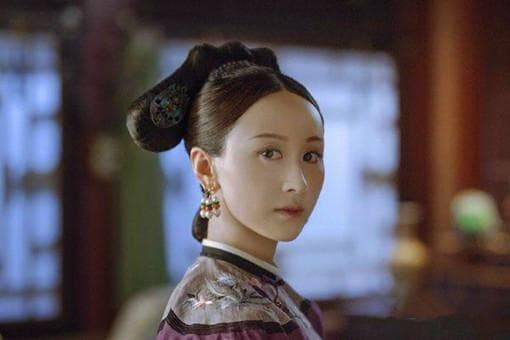 Nàng vào cung lúc 15 tuổi, ở bên Càn Long hơn 60 năm, hạ sinh 1 vị hoàng tử nổi tiếng