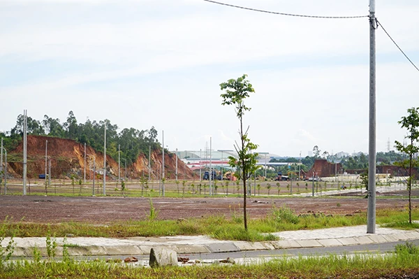 Cụm công nghiệp Cẩm Lệ (quận Cẩm Lệ, TP Đà Nẵng) đã sẵn sàng tiếp nhận các doanh nghiệp, cơ sở sản xuất vào hoạt động.