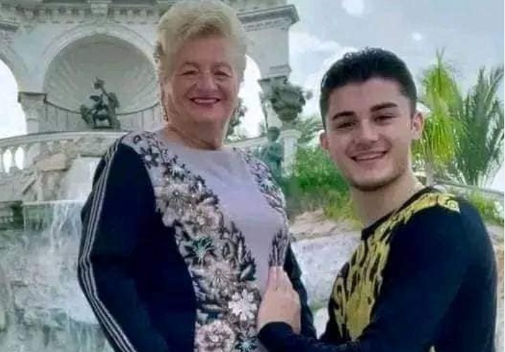 Chàng trai 19 tuổi cầu hôn bạn gái tỷ phú 76 tuổi, cái kết đẹp khiến dân tình trầm trồ