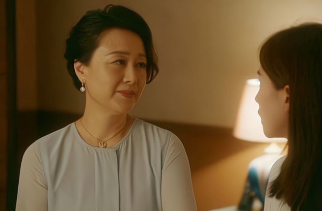 Lần nào em gái chồng đến chơi mẹ chồng cũng bảo tôi tránh mặt, biết lý do tôi sững người