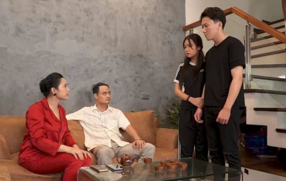 Lỡ có bầu nên phải cưới, bố mẹ 2 bên đang nói chuyện thì bạn trai phát biểu 1 câu sống sượng