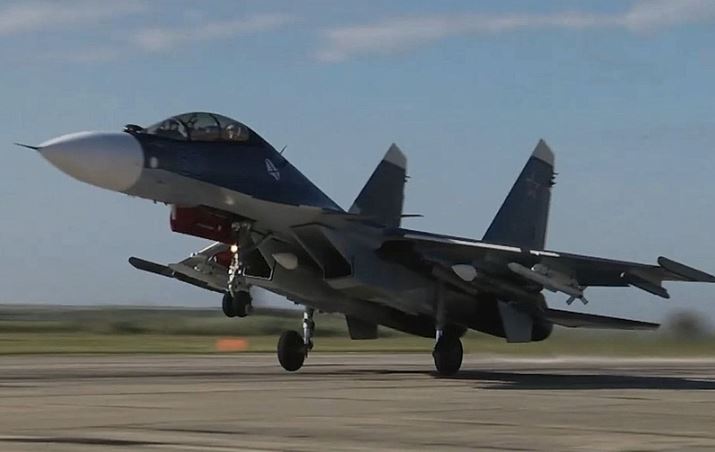 Tiêm kích Su-30SM2 như 'hổ mọc thêm cánh' nhờ tên lửa R-37M