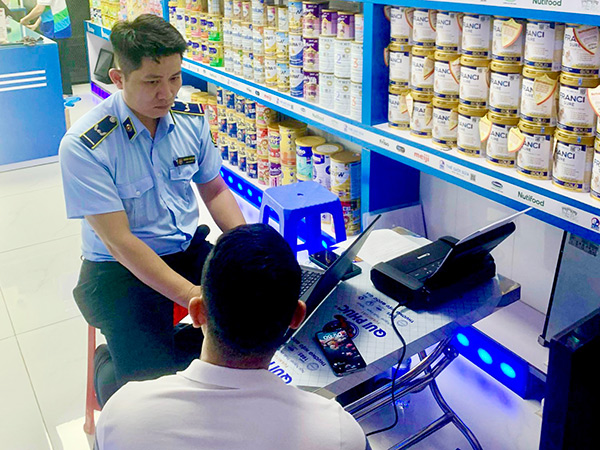 Đà Nẵng: Kinh doanh không thông báo địa điểm bị phạt 25 triệu đồng