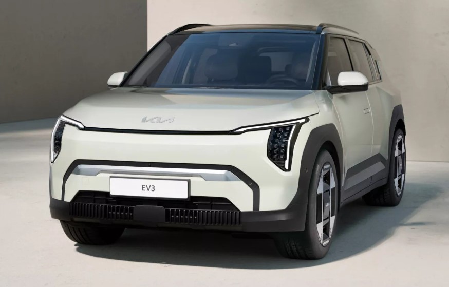 SUV chạy điện Kia EV3 ra mắt: Ngang cỡ VinFast VF 6, giá  dự kiến từ 760 triệu đồng