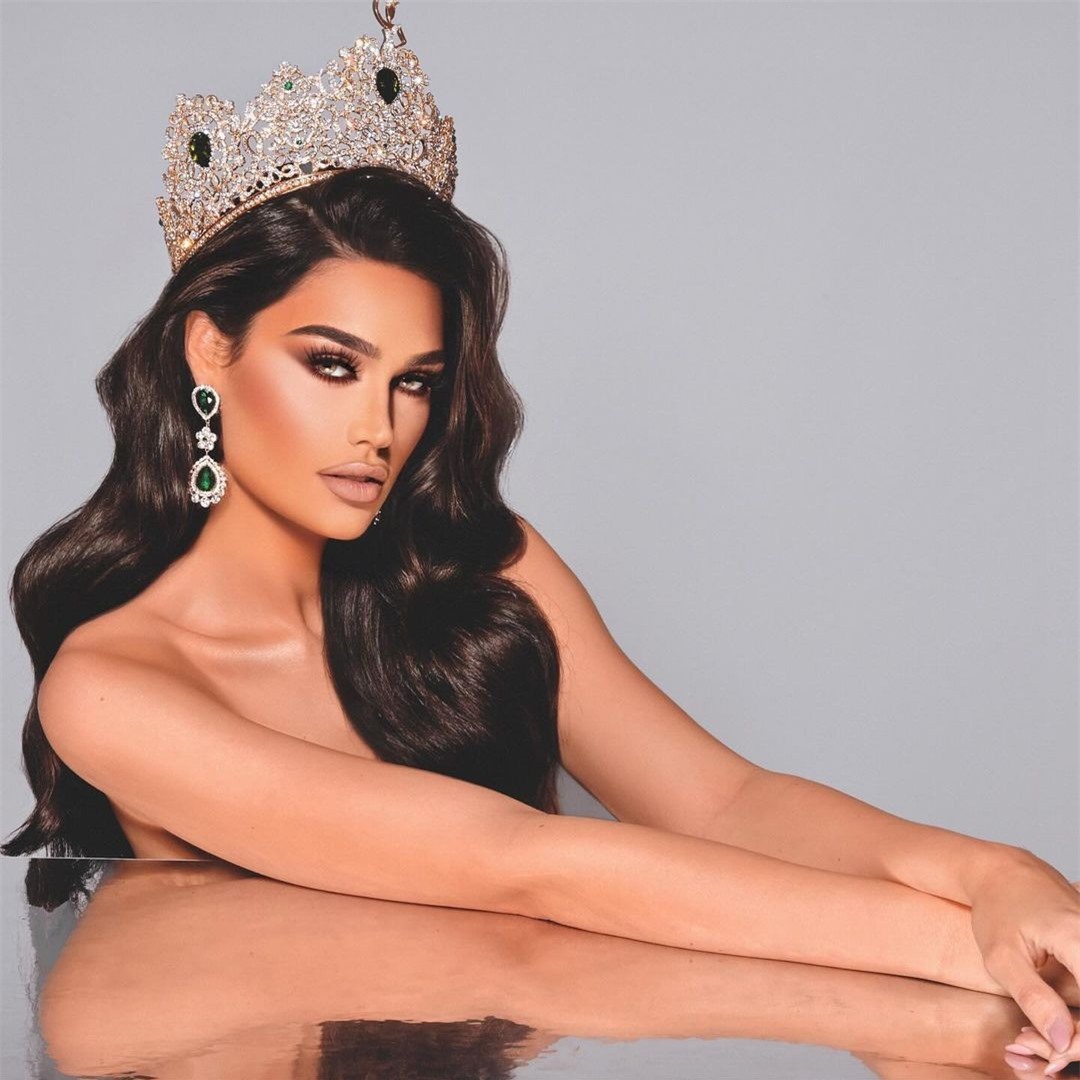 Cô gái cao 1,81 m đăng quang Hoa hậu Hòa bình Tây Ban Nha ảnh 23