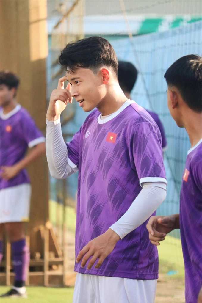 Cầu thủ U19 Việt Nam - Quốc Khánh