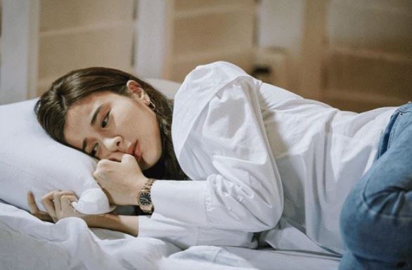 Em trai chồng đưa bạn gái về nhà và thông báo một "tin sét đánh" khiến cả nhà ngã ngửa còn tôi điếng người