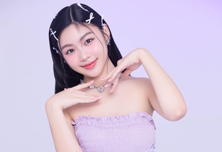 Nhan sắc xinh đẹp của dàn ái nữ nhà sao Việt "gây bão" mạng