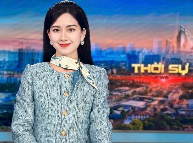 Nữ MC Nghệ An "gây sốt" trên mạng bởi nhan sắc xinh đẹp