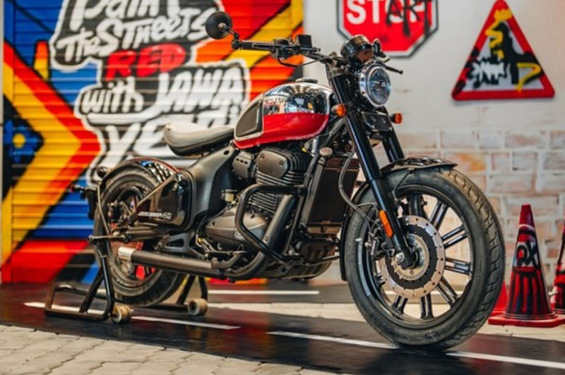 ‘Vua côn tay’ 350cc ra mắt giá siêu rẻ 64 triệu đồng, dân tình săn đón hơn Honda Winner X và Yamaha Exciter