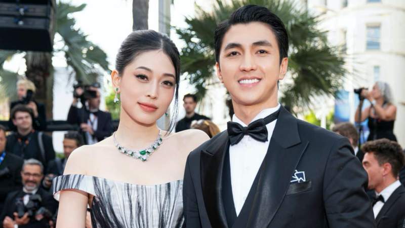 Bình An - Phương Nga sánh đôi trên thảm đỏ Liên hoan phim Cannes