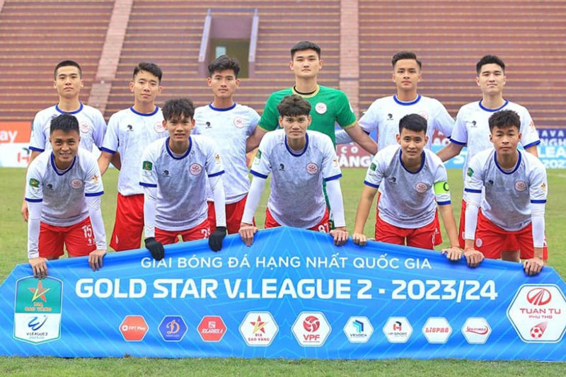 Xác định CLB Việt Nam đầu tiên xuống hạng