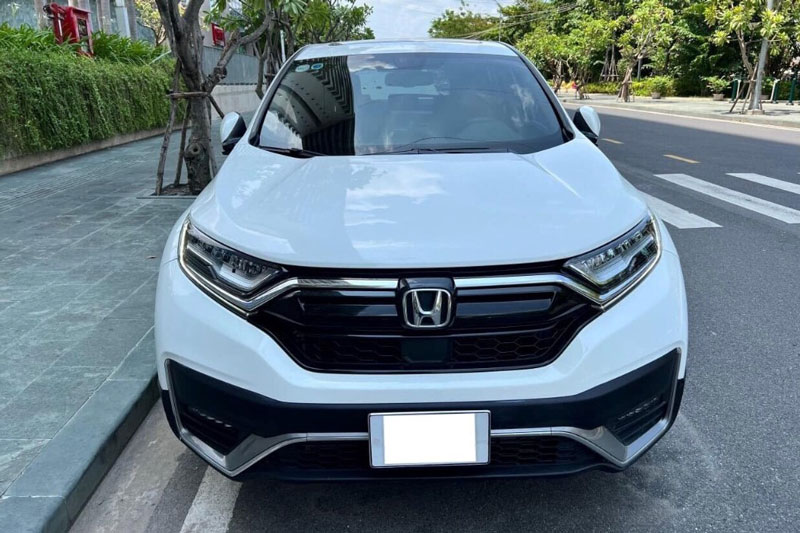 Lăn bánh 3 năm, Honda CR-V rao bán lại với giá khó tin