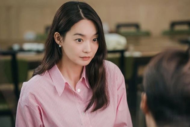 Bạn trai mới quen mời đi ăn nhà hàng 5 sao, vừa khai tiệc thấy anh úp cả mặt xuống bát mà tôi sợ hãi xin về