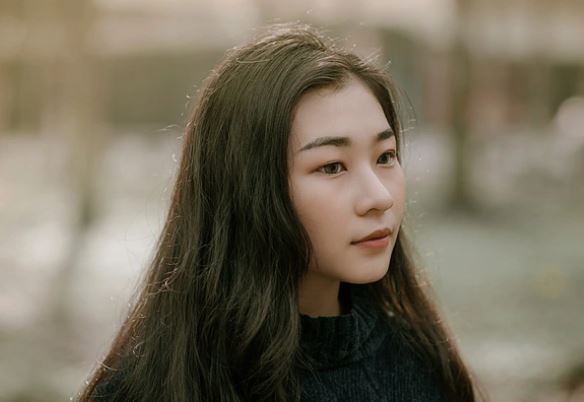 Bạn trai chìa ra 100 triệu trước mặt kèm lời đề nghị sốc óc, khi biết nguồn gốc số tiền tôi chỉ biết nín lặng