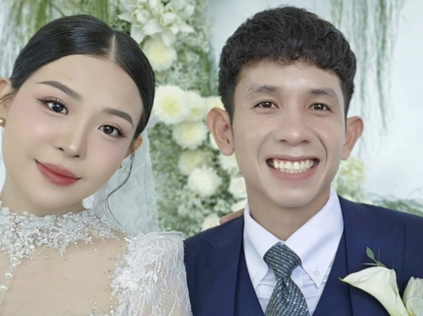 Một tiền vệ nổi tiếng xin không lên đội tuyển Việt Nam vì bận làm đám cưới