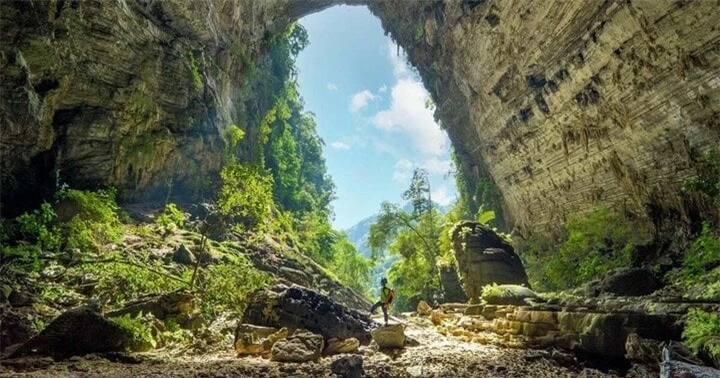 Hang Én là một hang động ở Vườn Quốc gia Phong Nha - Kẻ Bàng
