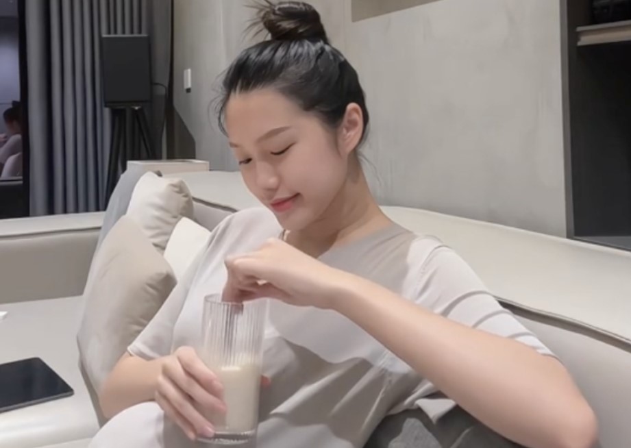 Doãn Hải My bụng bầu vượt mặt vẫn dính nghi vấn tiêm cằm, niềng răng nhưng giấu, đáp lại ra sao?