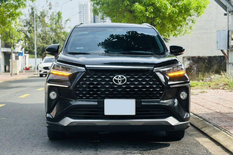 Toyota Veloz Cross rớt giá bao nhiêu sau 2 năm lăn bánh tại Việt Nam?